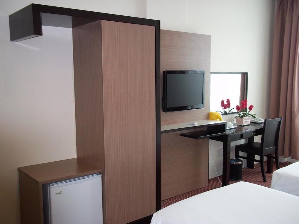 World Youth Hotel Айер Керо Стая снимка