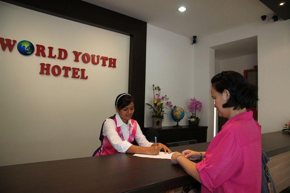 World Youth Hotel Айер Керо Екстериор снимка