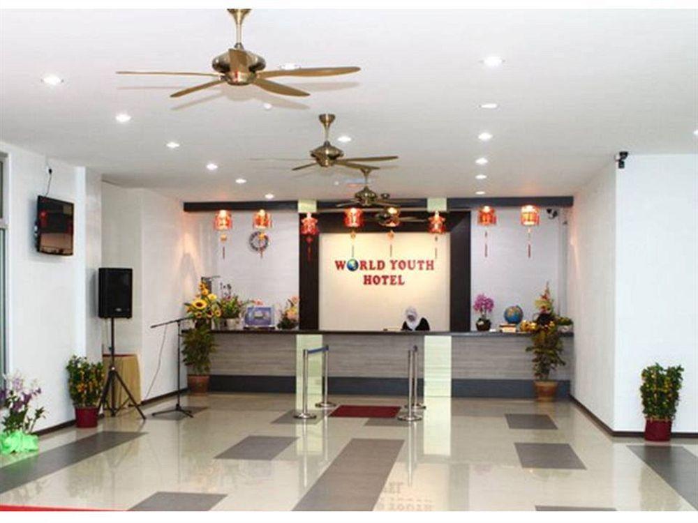 World Youth Hotel Айер Керо Екстериор снимка